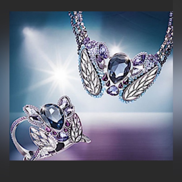 Swarovski parade necklace - Picture 5 of 8